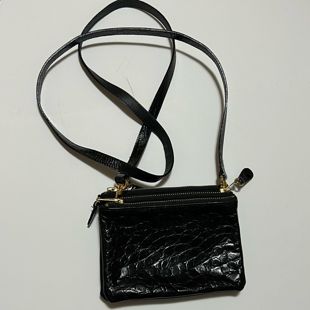 Neiman Marcus  Sling pouch